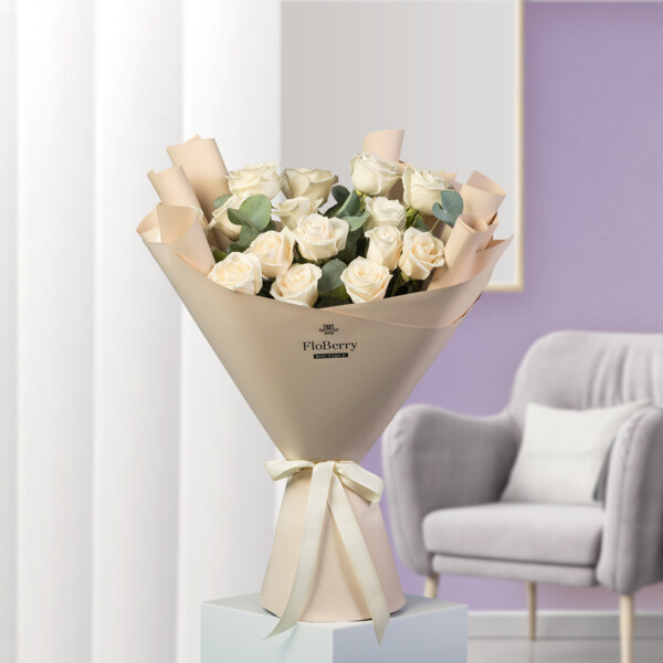 Bouquet of 15 White Roses