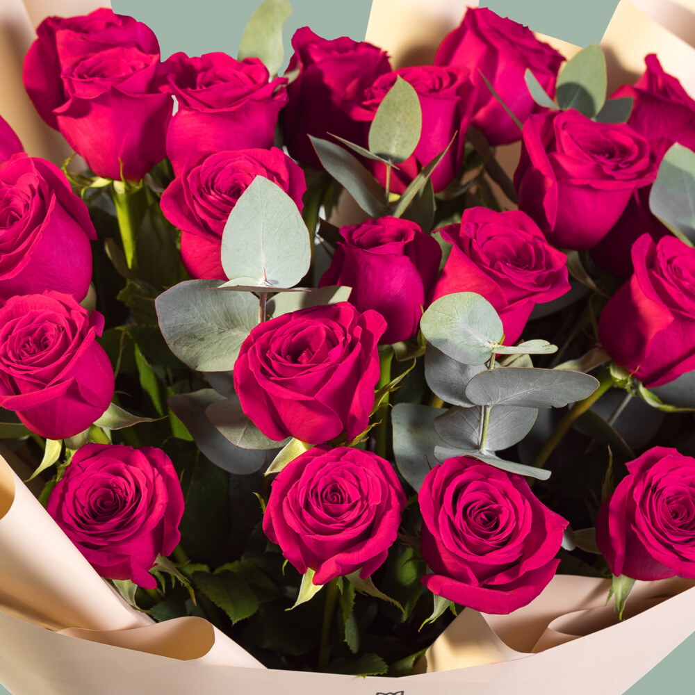 Bouquet of 25 Pink Roses