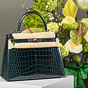 Hermès Kelly 28 Crocodile, Color Vert Cypress
